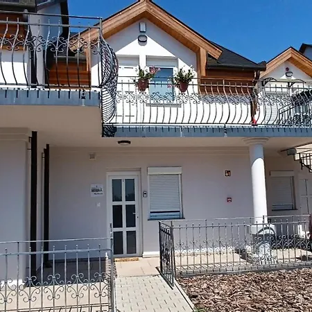Apartamento Mirina