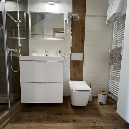 Mirina Apartament *