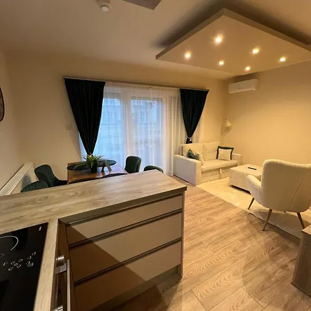 Mirina Apartament *